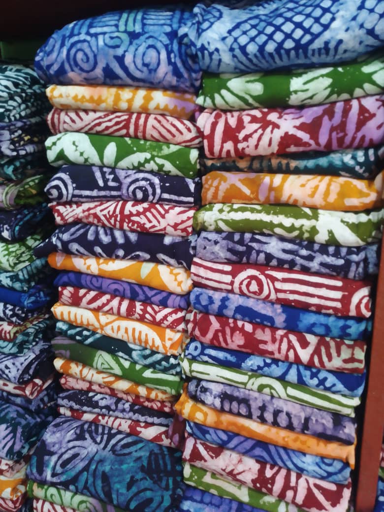 Premium Nigerian Kampala Materials – Authentic, Colorful, and Affordable Fabrics for Fashion, Decor & Gift