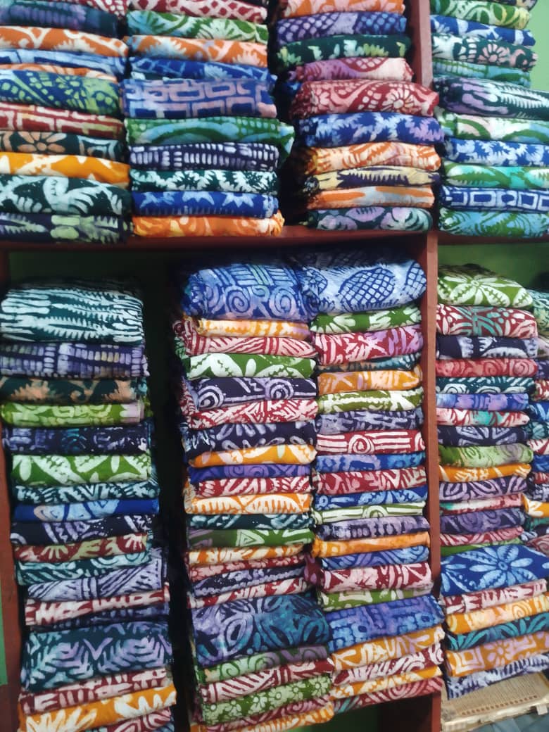 Premium Nigerian Kampala Materials – Authentic, Colorful, and Affordable Fabrics for Fashion, Decor & Gift